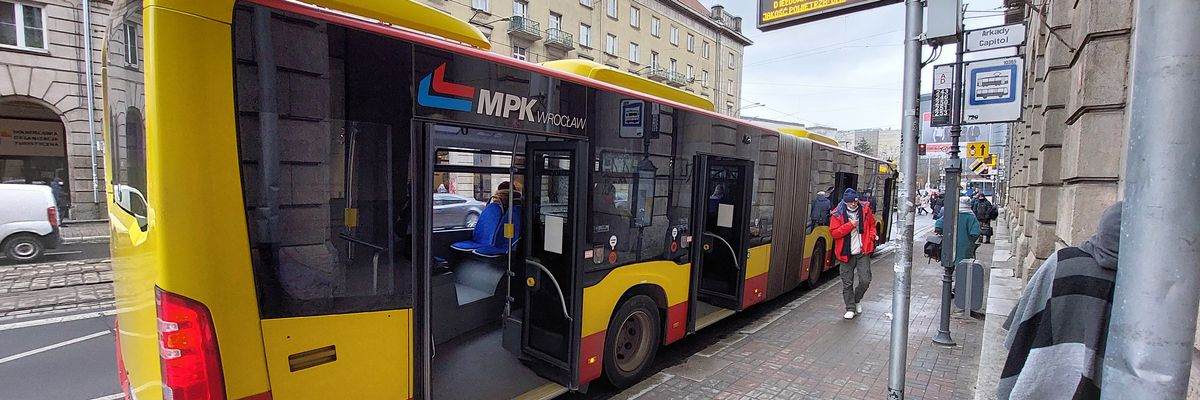 MPK Wrocław oskarżyło Lotos o nagłe zerwanie umowy na paliwa. Lotos: „5 miesięcy to nie nagle”