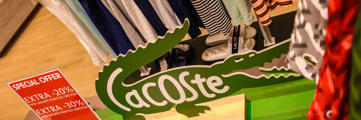 Nowy outlet Lacoste we Wrocławiu. Ciuchy z krokodylem na 268 m² [ZDJĘCIA]